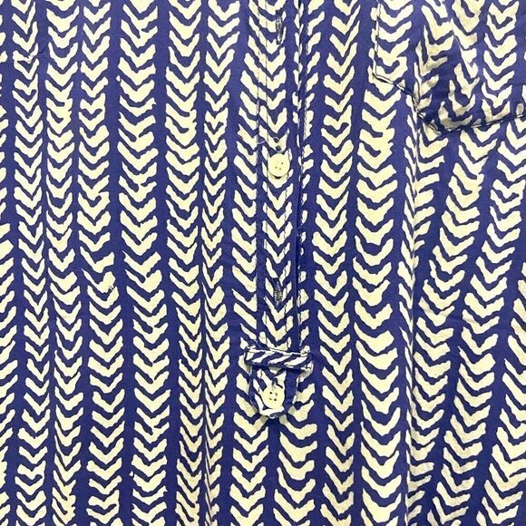 Dalia Collection purple Long Sleeve V print chevron 3/4 button down rayon Size L - Picture 6 of 9